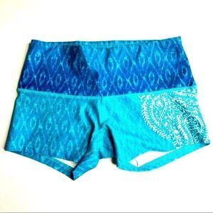My Inner Fire Athletic Shorts Running Shorts, Aqua Blue Paisley